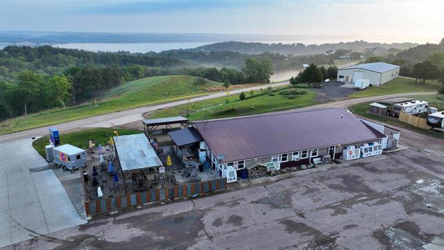 54882 897 Rd, Crofton, NE à vendre - Photo du bâtiment - Image 1 de 33