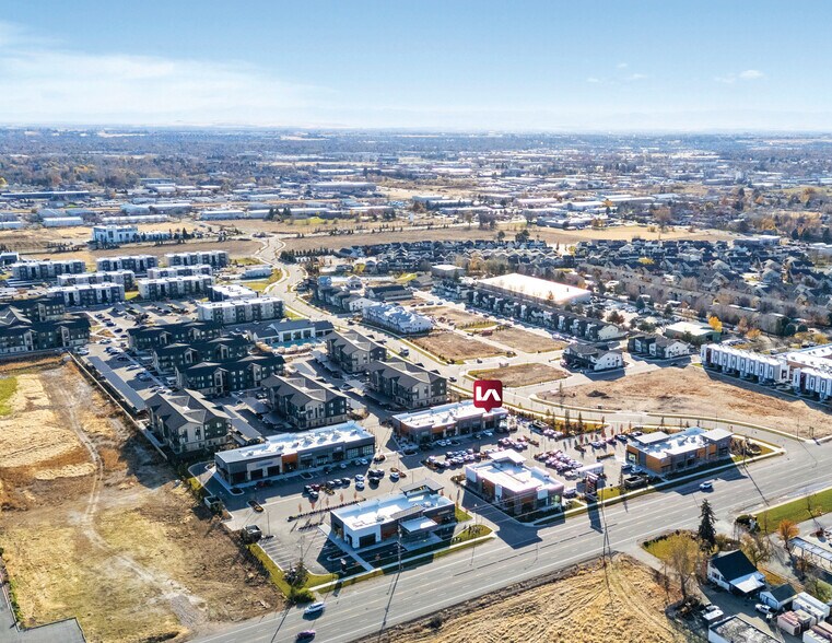 1492 N Webb Way, Meridian, ID à louer - Photo du bâtiment - Image 2 de 8