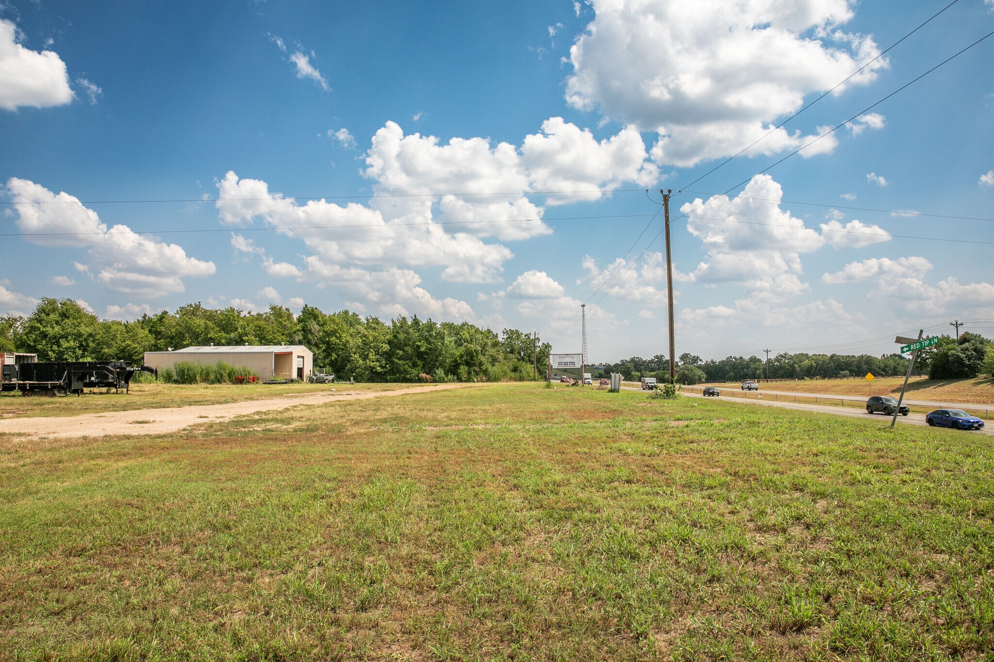 20 Red Tip Lane, Brenham, TX for sale Primary Photo- Image 1 of 21