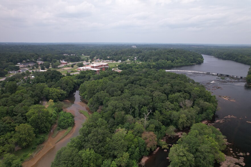 20th AVE, Valley, AL for sale - Primary Photo - Image 2 of 54