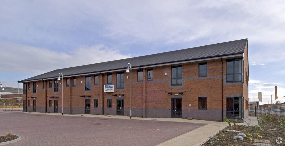 North Rd, Loughborough à louer - Photo du bâtiment - Image 2 de 3