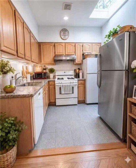 8310 Third Ave, Brooklyn, NY for sale - Building Photo - Image 2 of 4