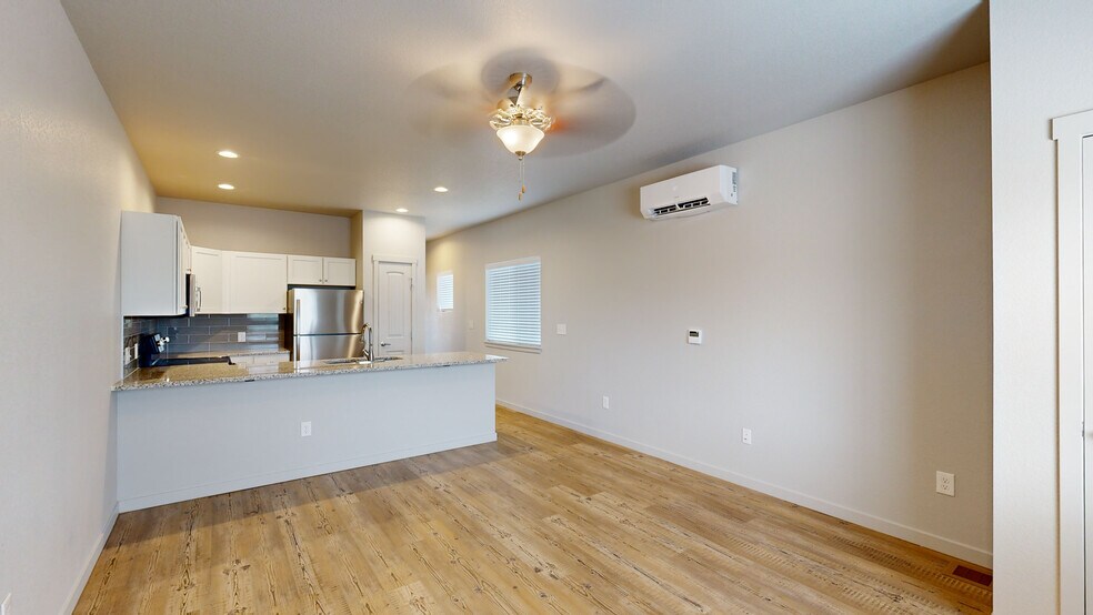 991 Ibsen Vw, Colorado Springs, CO à vendre - Numérisation 3D de Matterport - Image 3 de 91