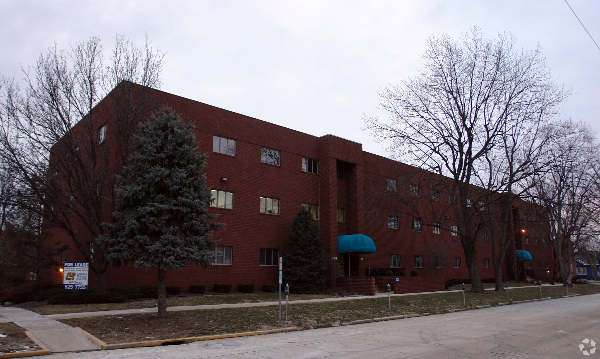 509-511 W Capitol Ave, Springfield, IL à vendre Photo principale- Image 1 de 17