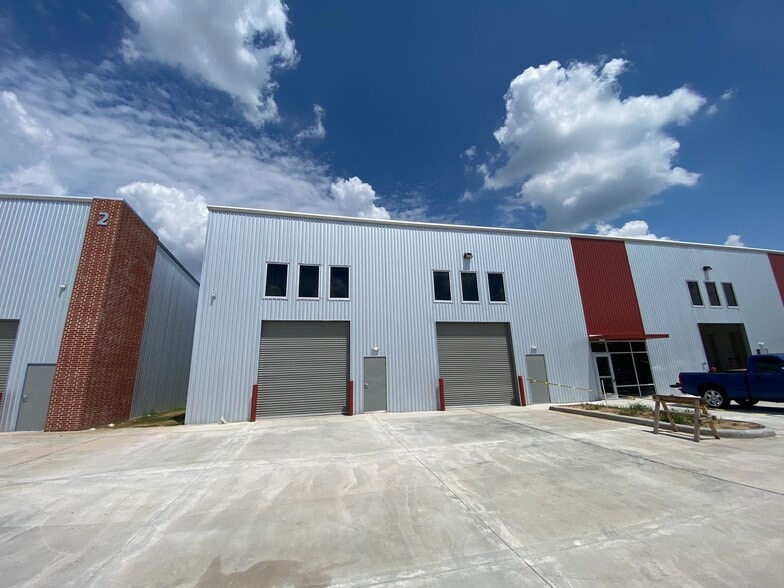 22131 Rothwood Rd, Spring, TX for lease - Building Photo - Image 3 of 8