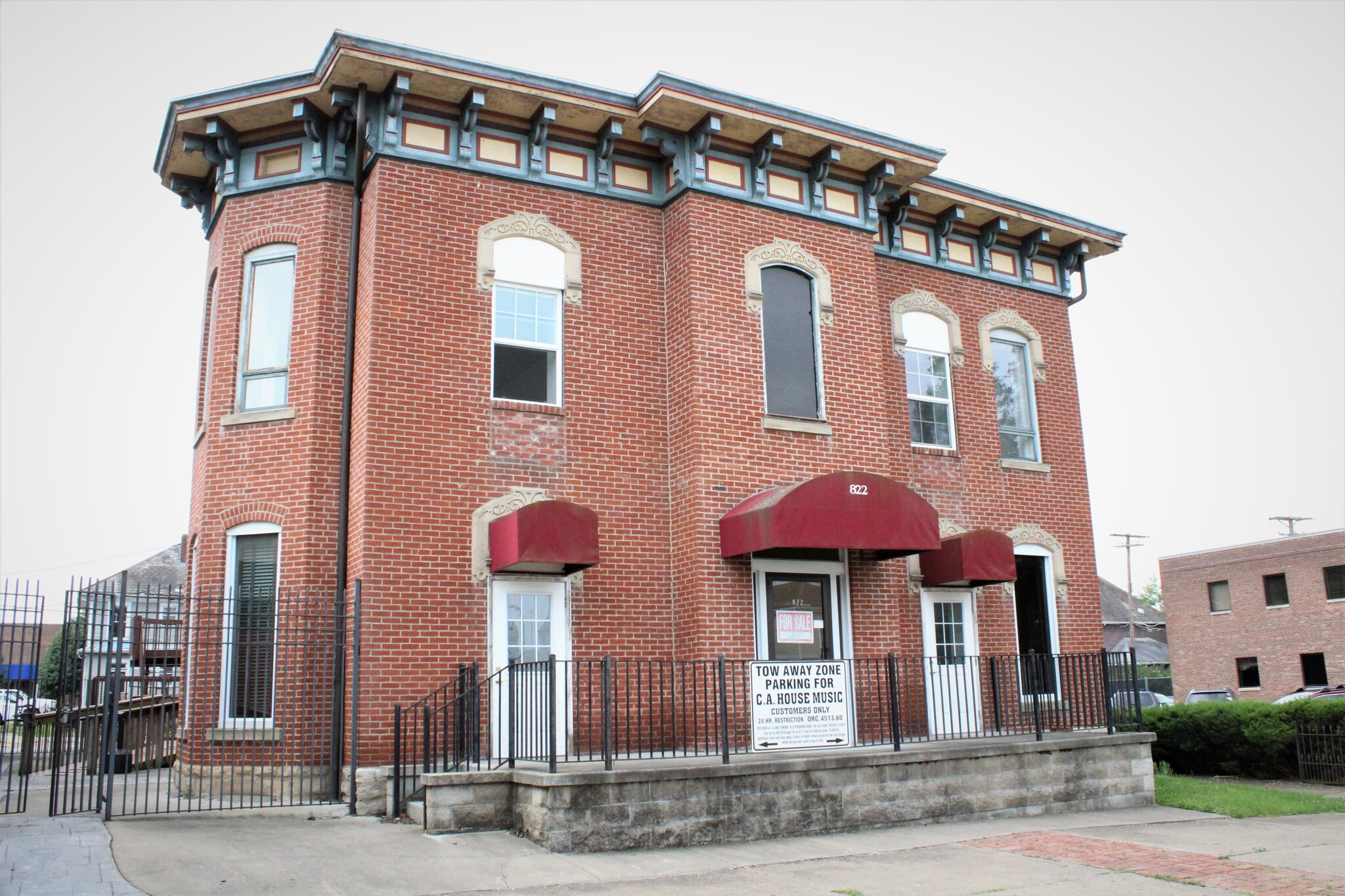 822 Market St, Zanesville, OH à vendre Photo du bâtiment- Image 1 de 1