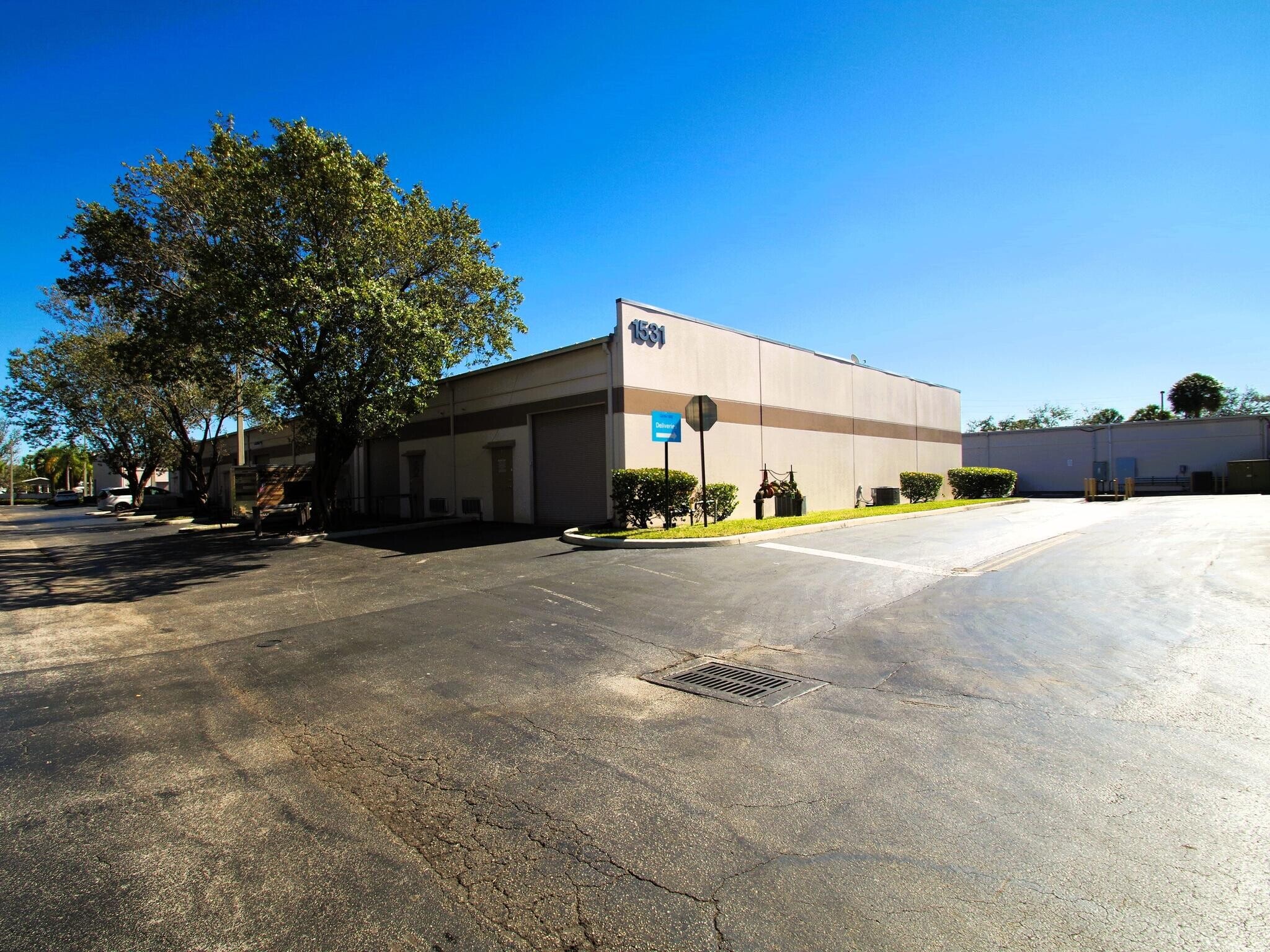 1525 NW 3rd St, Deerfield Beach, FL for lease Building Photo- Image 1 of 15