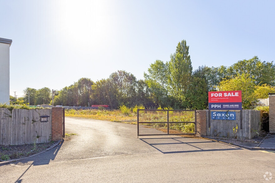 Annie Reed Rd, Beverley à vendre - Photo du bâtiment - Image 2 de 2