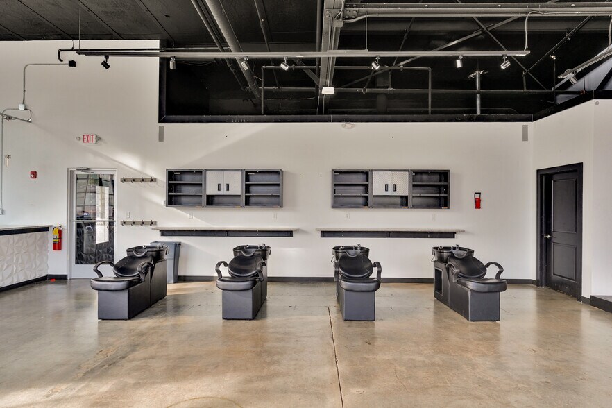 1817 Broad St, Chattanooga, TN à louer - Photo du bâtiment - Image 3 de 13