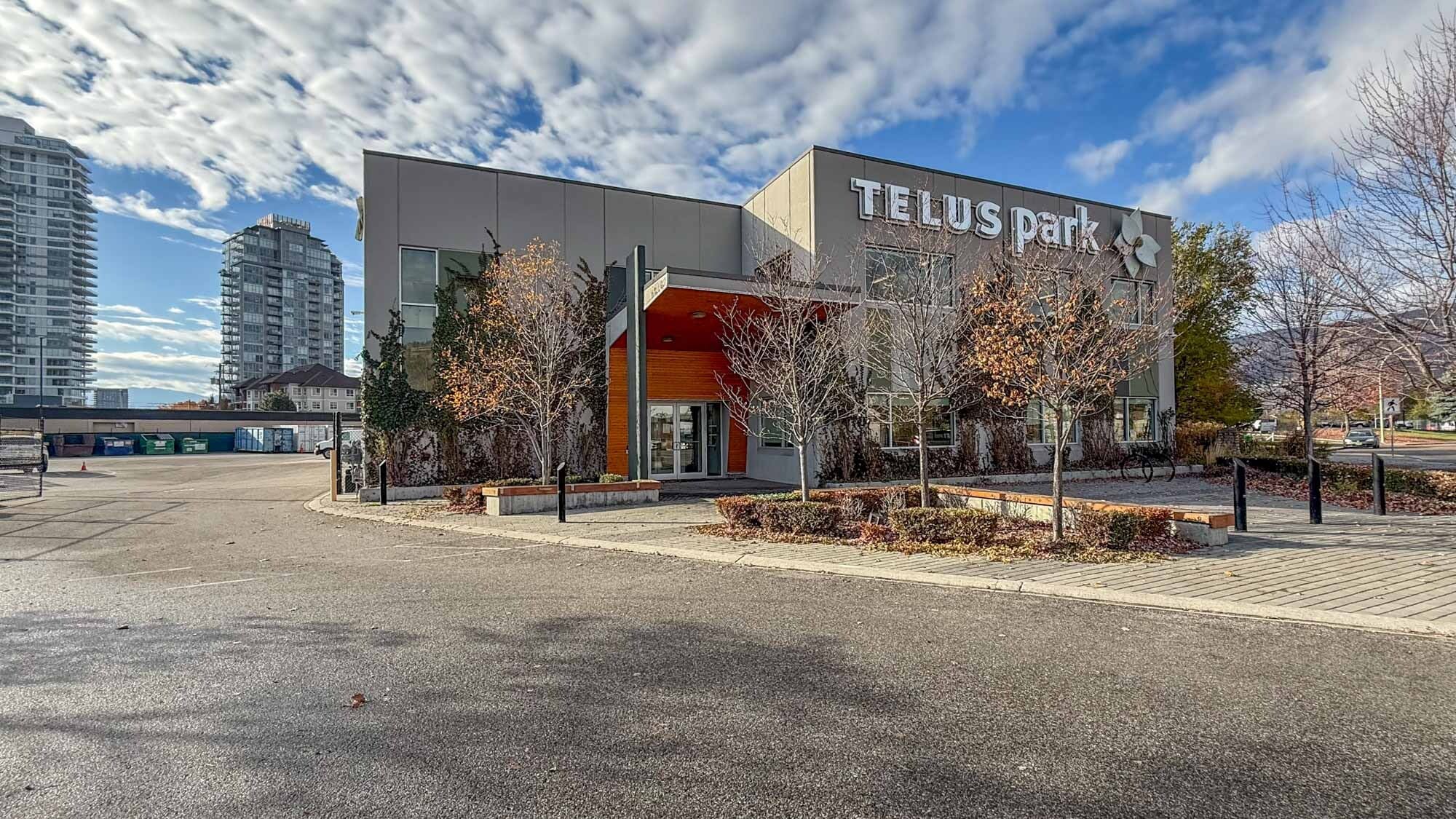 1090 Manhattan Dr, Kelowna, BC for lease Building Photo- Image 1 of 12