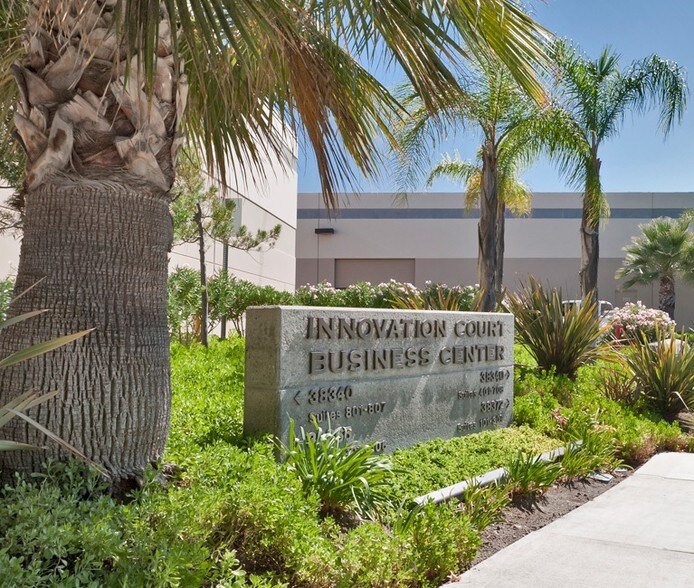 38340 Innovation Ct, Murrieta, CA à louer - Photo du bâtiment - Image 1 de 5