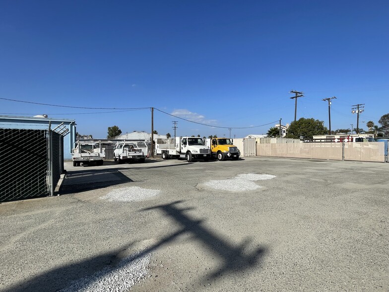 2826 Gundry Ave, Signal Hill, CA for lease - Primary Photo - Image 2 of 6