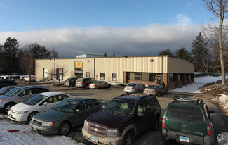 Plus de détails pour 100 Commercial Blvd, Torrington, CT - Bureau à louer