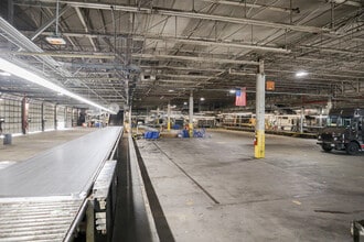 49-10 27th St, Long Island City, NY for lease Interior Photo- Image 1 of 11