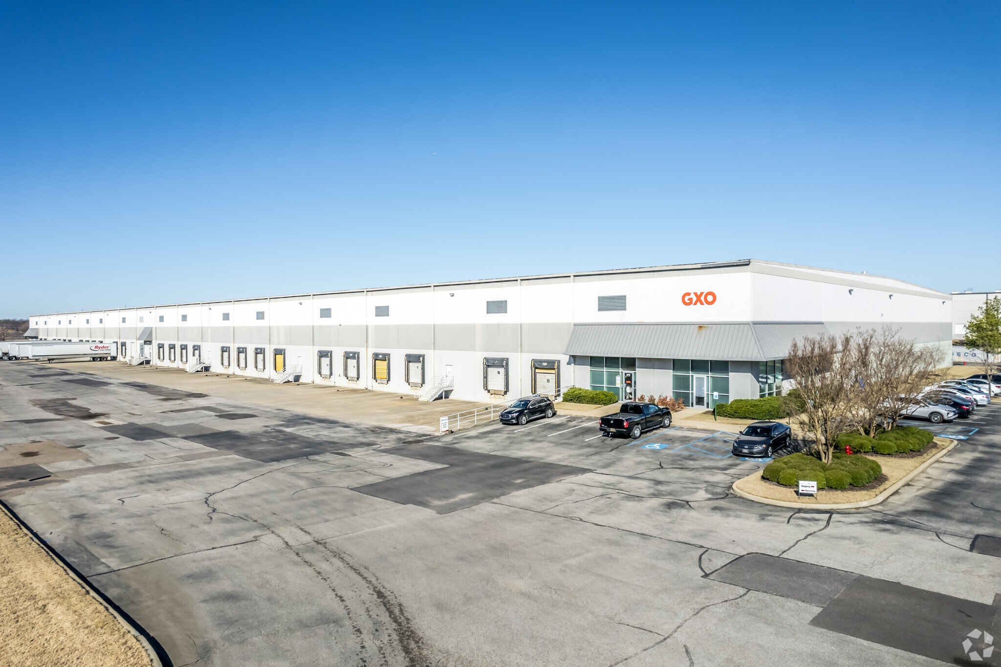 10400 Marina Dr, Olive Branch, MS for lease Primary Photo- Image 1 of 8