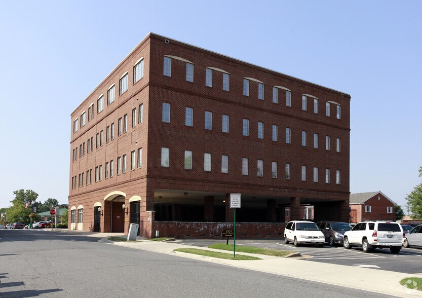 9200 Church St, Manassas, VA à louer - Photo du bâtiment - Image 3 de 4