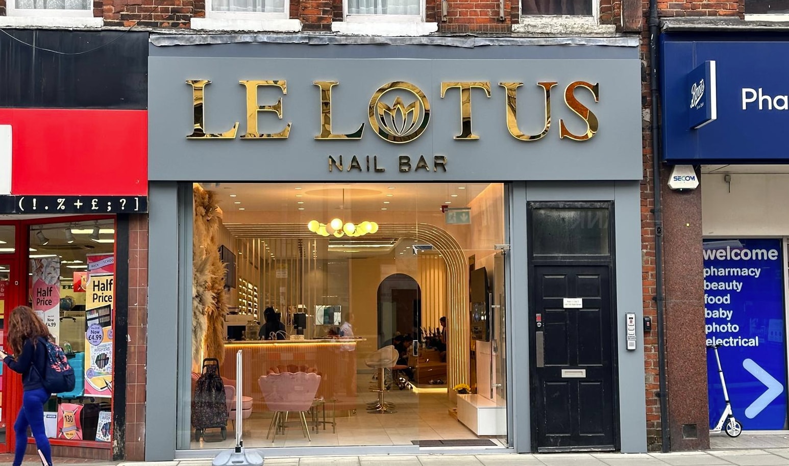 107 Putney High St, London for lease Primary Photo- Image 1 of 5
