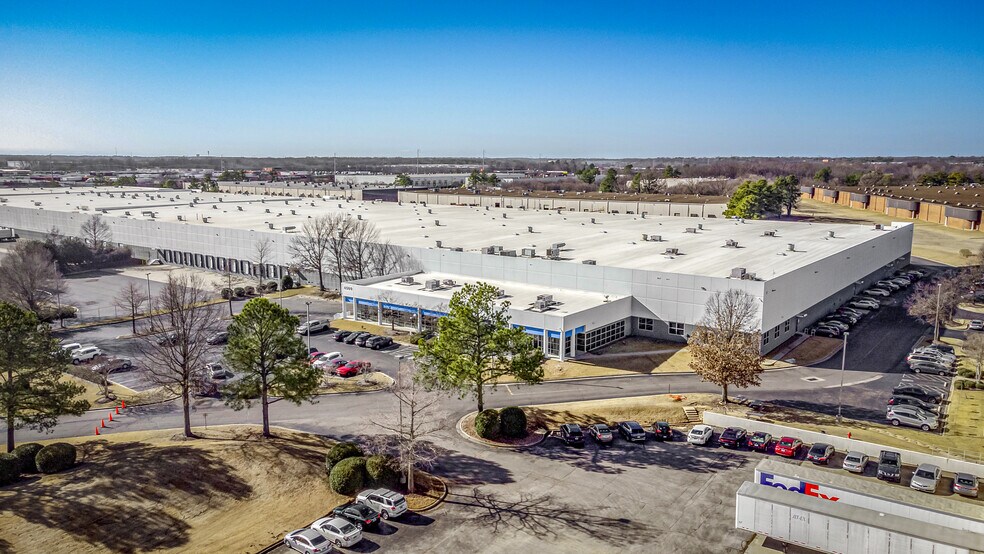 4400-4500 Quality Dr, Memphis, TN à louer - Photo du bâtiment - Image 2 de 4