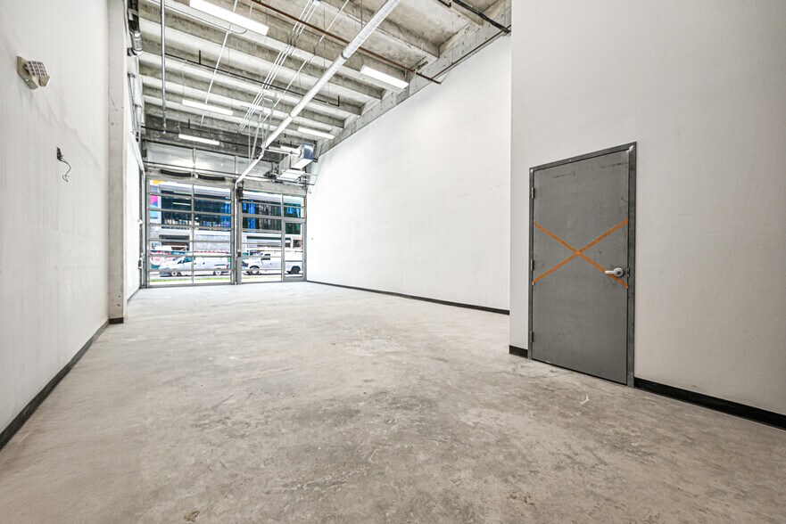 70 NW 28th St, Miami, FL à louer - Photo du bâtiment - Image 3 de 6