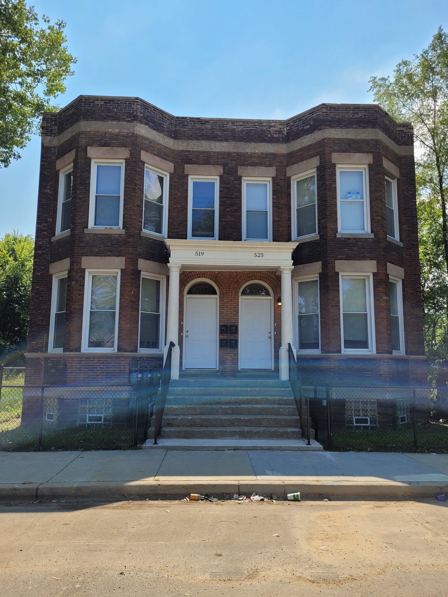 523 W 65th Pl, Chicago, IL for sale Primary Photo- Image 1 of 1