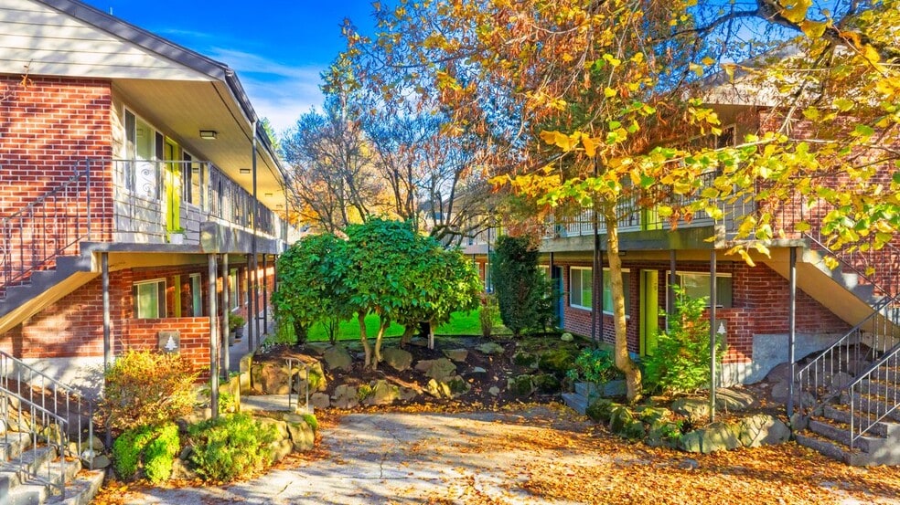 4022-4028 California Ave, Seattle, WA à vendre - Photo du bâtiment - Image 2 de 35