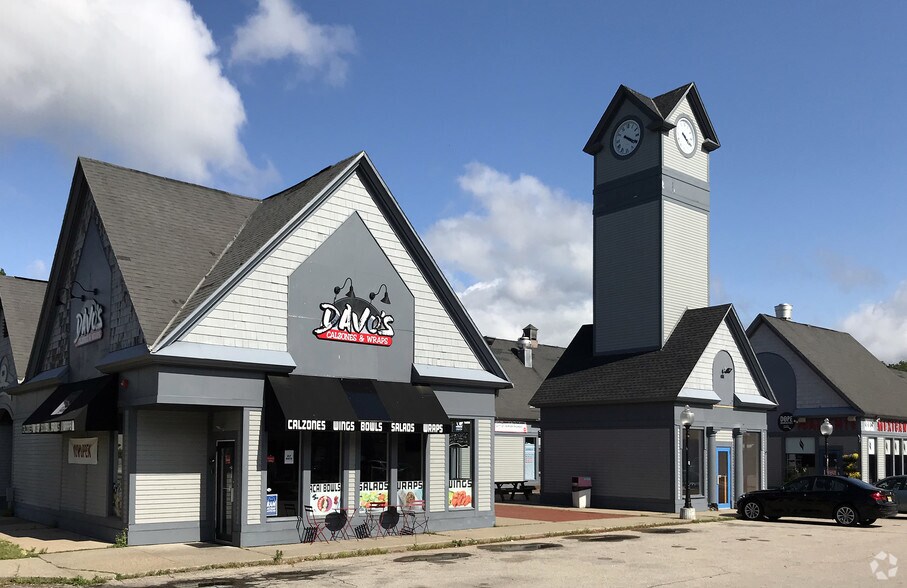 99 Fortin Rd, Kingston, RI à louer - Photo du bâtiment - Image 2 de 10