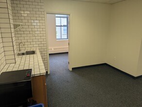 24 Thorndike St, Cambridge, MA for lease Interior Photo- Image 2 of 9