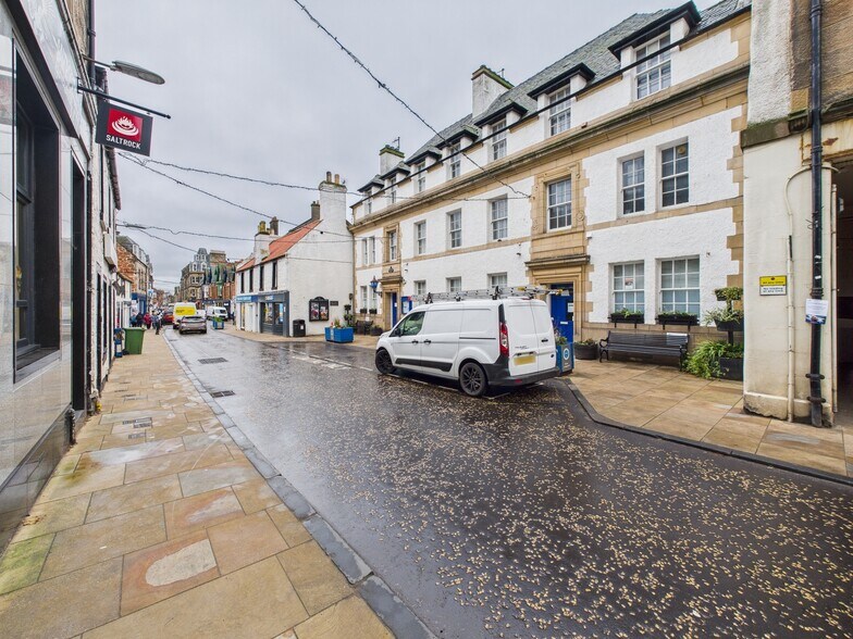 52-54 High St, North Berwick à vendre - Photo du bâtiment - Image 3 de 4