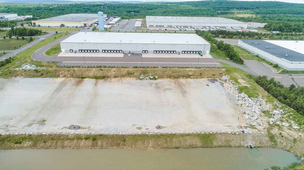 62 B Green Mountain Rd, Hazleton, PA à louer - Aérien - Image 2 de 2