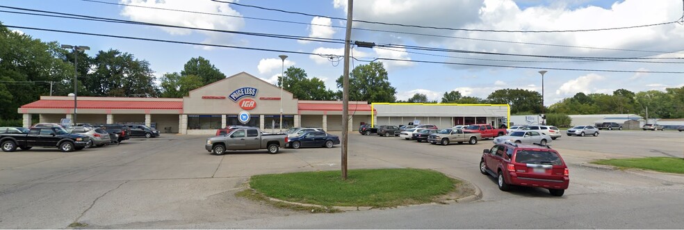 807 E North Ave, Flora, IL for lease - Building Photo - Image 2 of 4