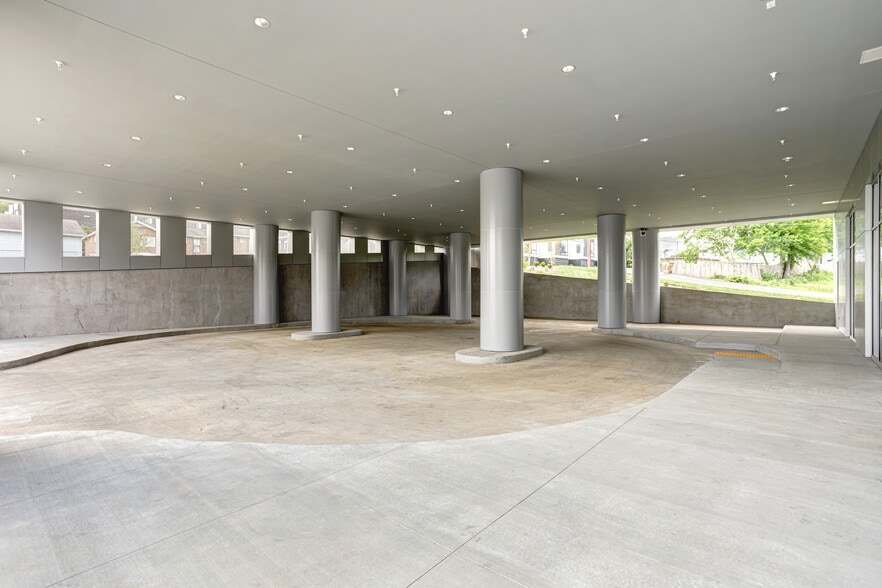 500 28th Ave N, Nashville, TN for lease - Interior Photo - Image 2 of 13