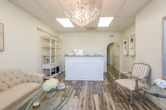 1429 Thousand Oaks Blvd, Thousand Oaks, CA à louer Photo intérieure- Image 1 de 3