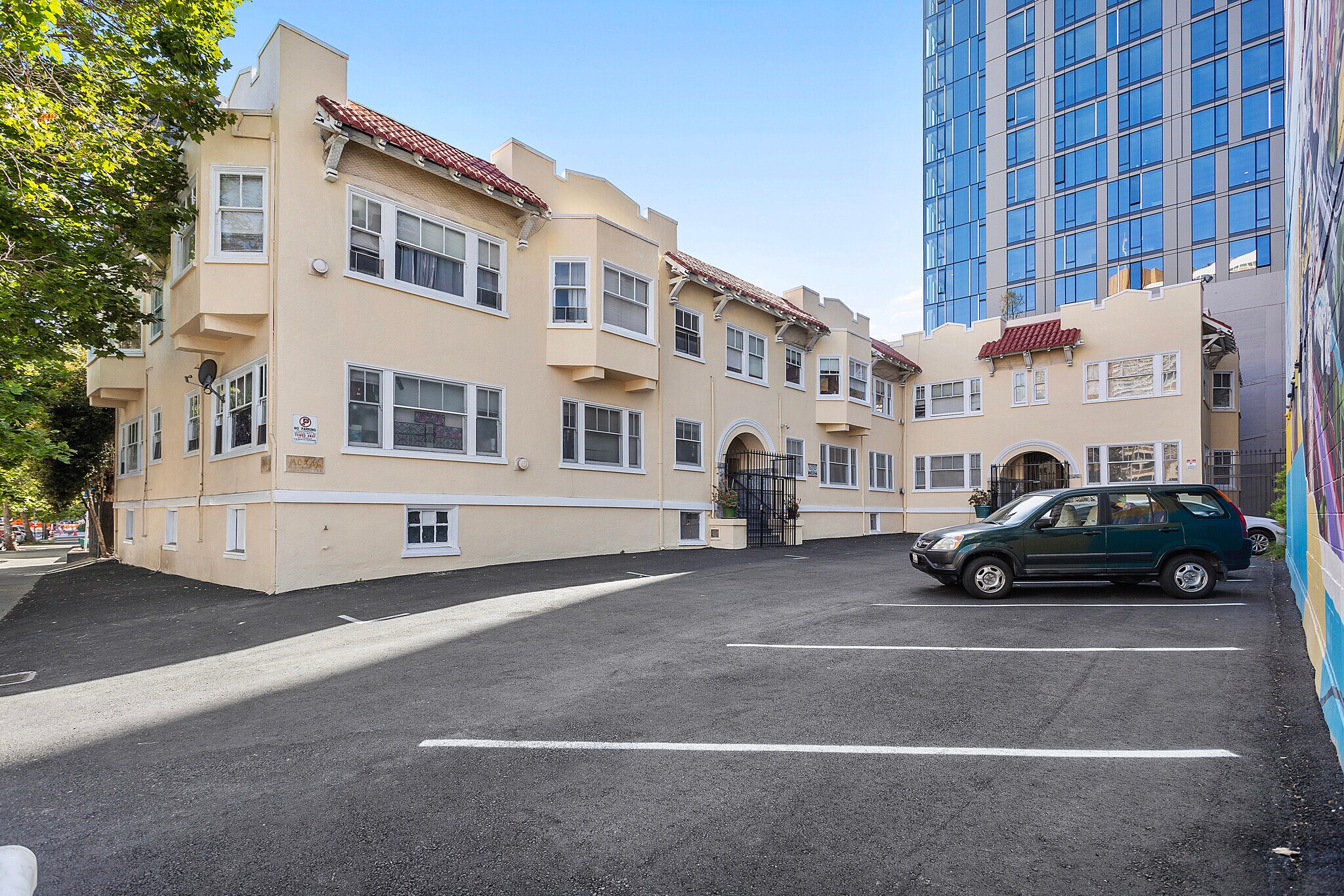 2337 Harrison St, Oakland, CA à vendre Photo du bâtiment- Image 1 de 1