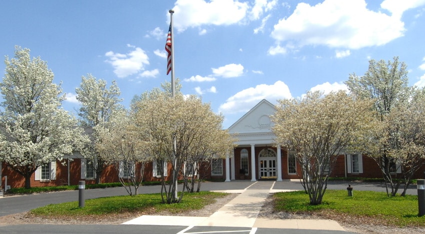 27401 W Il Route 22, Lake Barrington, IL for lease Primary Photo- Image 1 of 15