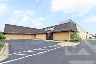 Plus de détails pour 2400 Stephenson Hwy, Troy, MI - Industriel à louer