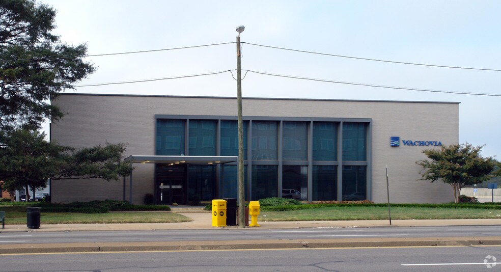 3511 W Broad St, Richmond, VA à louer - Photo du bâtiment - Image 1 de 5