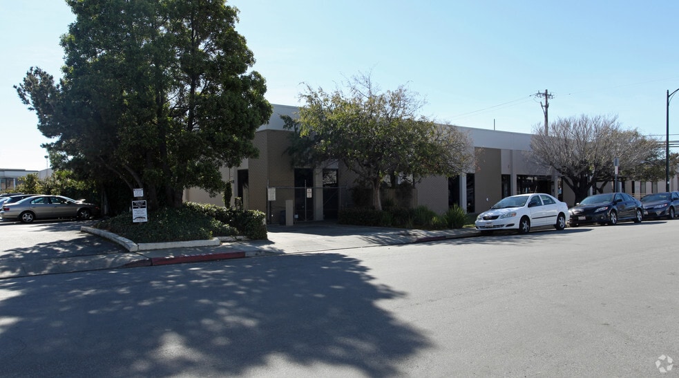 845 Stanton Rd, Burlingame, CA for lease - Building Photo - Image 3 of 4