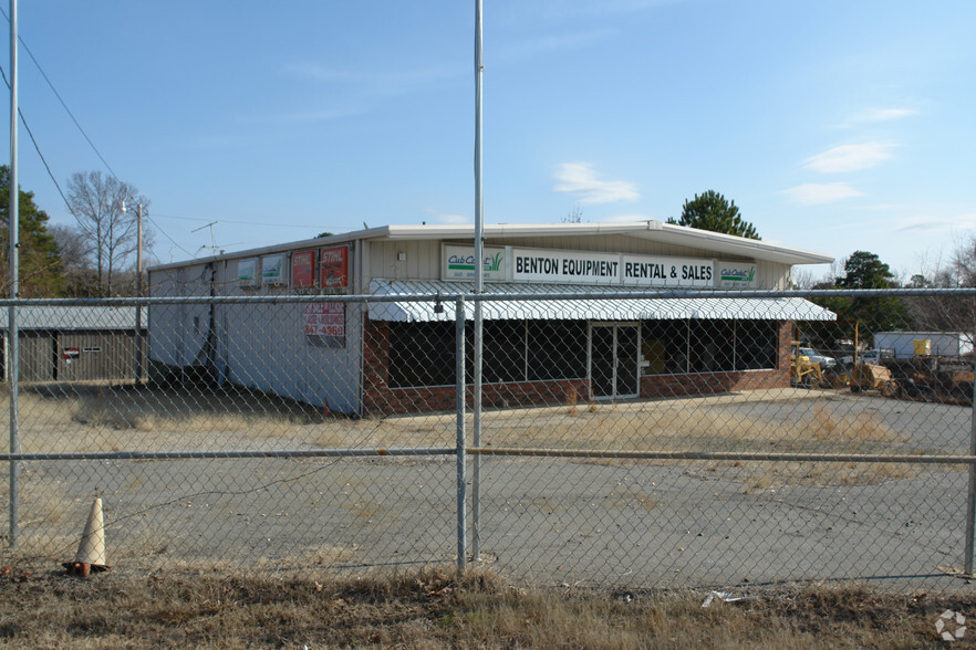 18709 I-30 Hwy E, Benton, AR à louer - Photo principale - Image 1 de 2