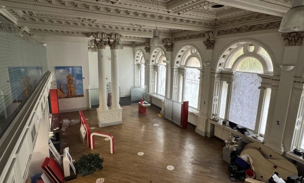 2A Darley St, Bradford for lease Interior Photo- Image 1 of 6