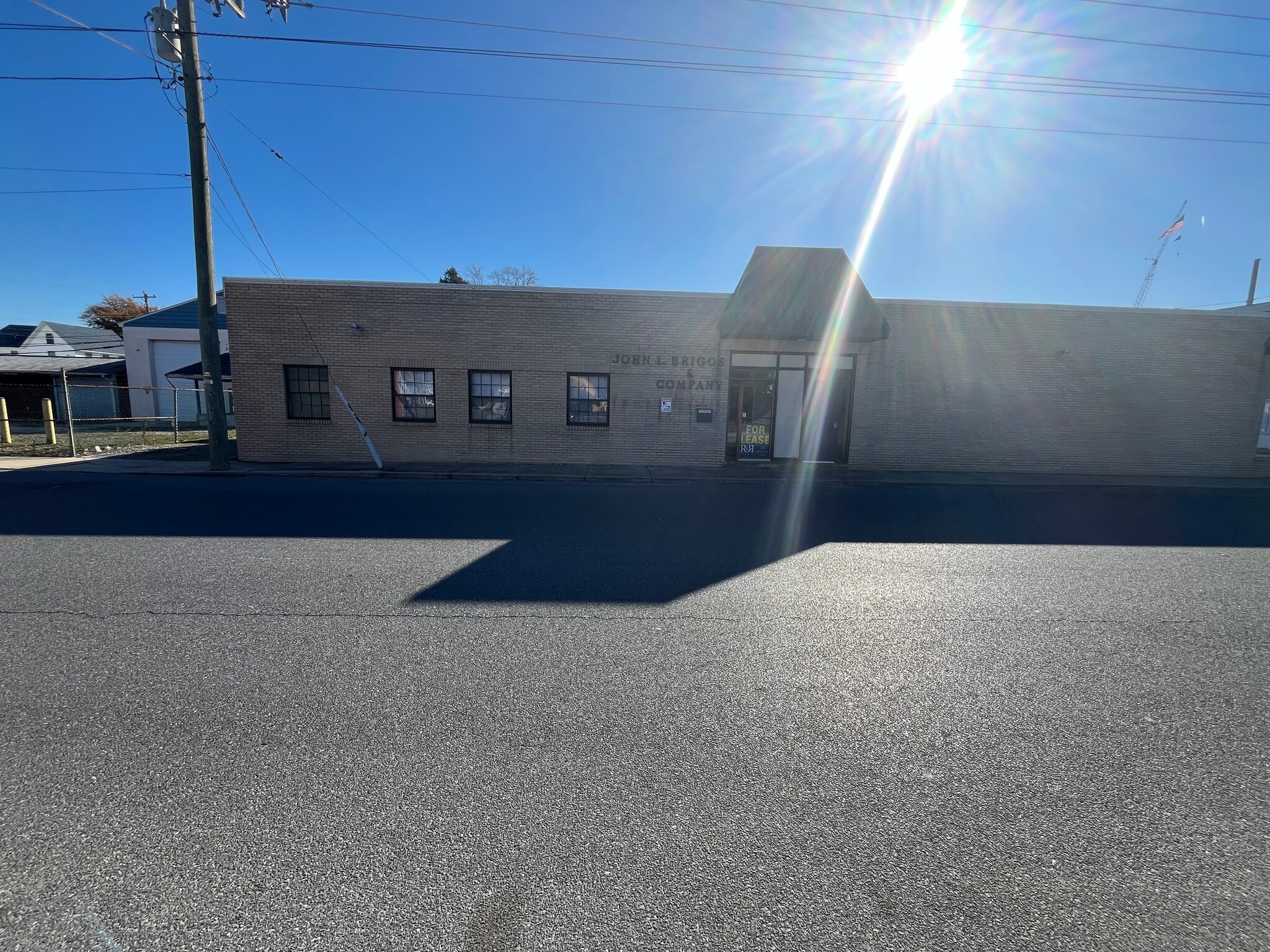 Dolson portefeuille de 3 propriétés à vendre sur LoopNet.ca Photo principale- Image 1 de 14