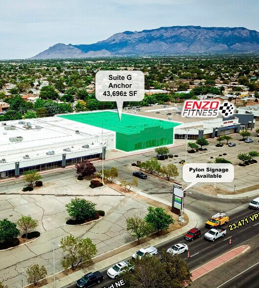 3821 Menaul Blvd NE, Albuquerque, NM à louer - Photo du bâtiment - Image 2 de 9