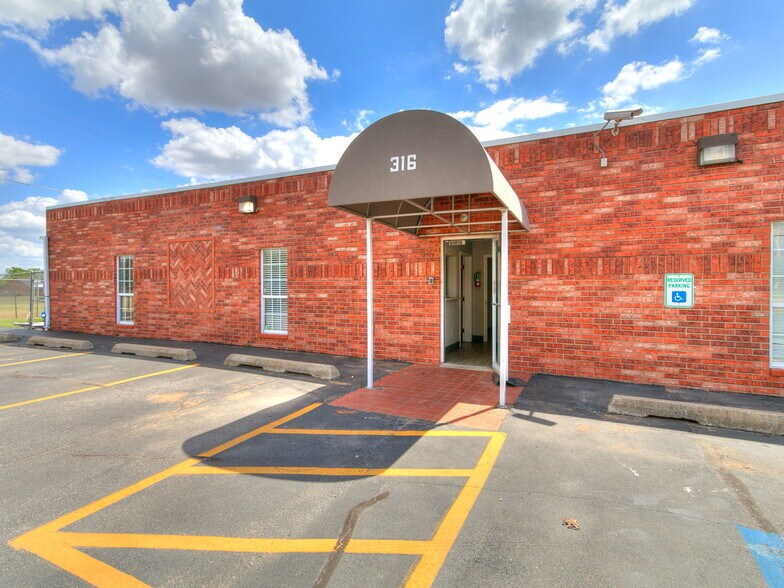 316 NE 27th St, Oklahoma City, OK à vendre - Photo principale - Image 1 de 21