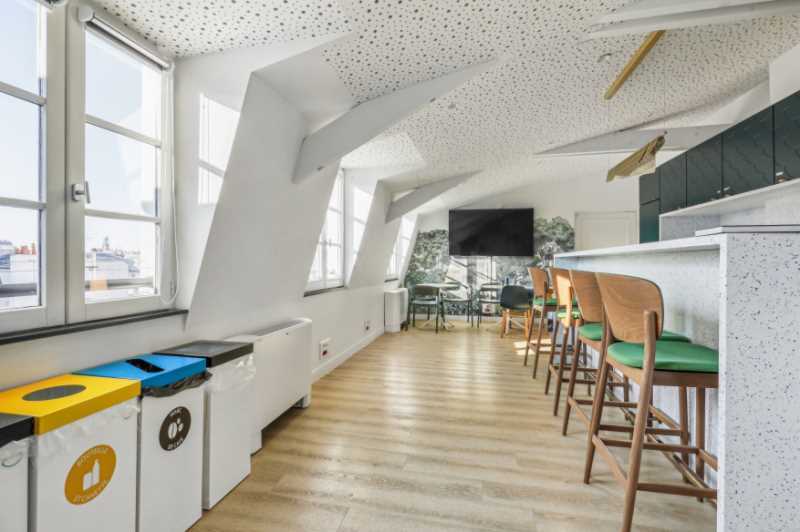 Office in Paris for lease - Interior Photo - Image 3 of 21