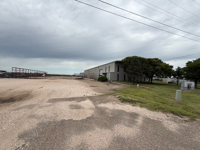112 Western St, Pampa, TX à louer - Photo du bâtiment - Image 3 de 9