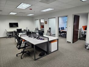 555 Marriott Dr, Nashville, TN for lease Building Photo- Image 1 of 6