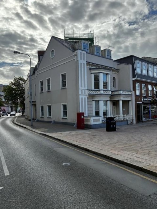 35 The Parade, Jersey for lease Building Photo- Image 1 of 2