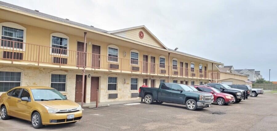 3005 Houston Hwy, Victoria, TX à vendre Photo principale- Image 1 de 87