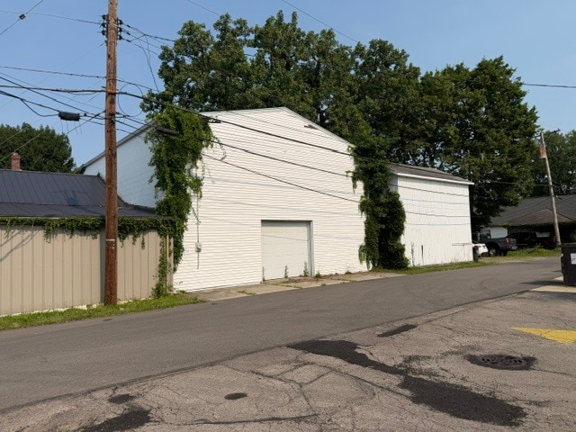 17 Park Ln, Fairborn, OH à vendre - Photo principale - Image 1 de 15