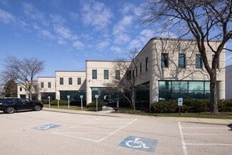 More details for 555 Huehl Rd, Northbrook, IL - Industrial for Sale