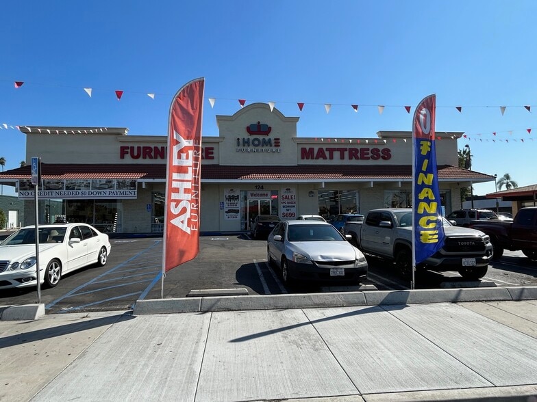 122 S Euclid St, Anaheim, CA for lease - Building Photo - Image 1 of 5